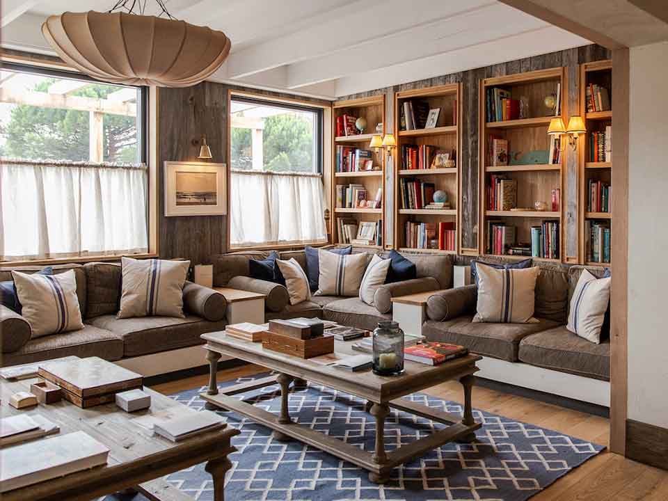 The cosy sitting room at The Gallivant in Camber